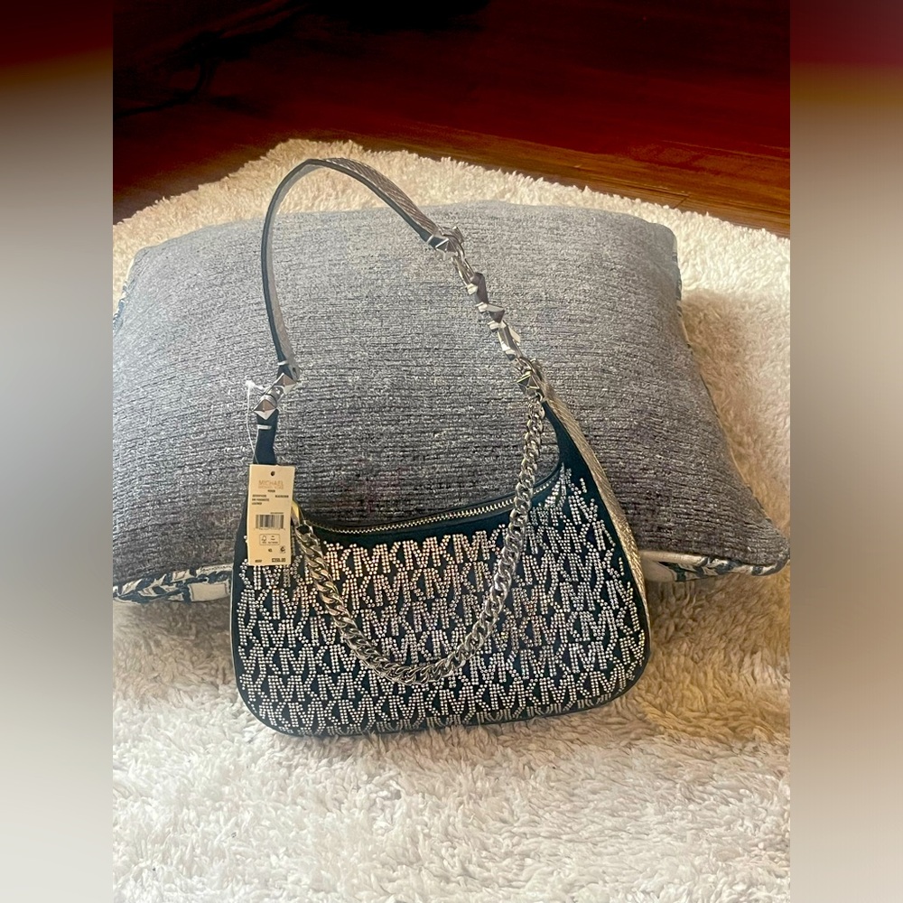 Michael Kors SM Pouchette Leather purse